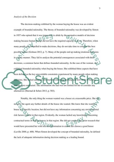 Emergence of Simplicity amidst Complexity